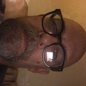 Meet your Posher, Robert